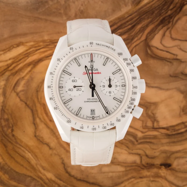 OmegaSpeedmaster Moonwatch Co-Axial White Side of the Moon 311.93.44.51.04.002