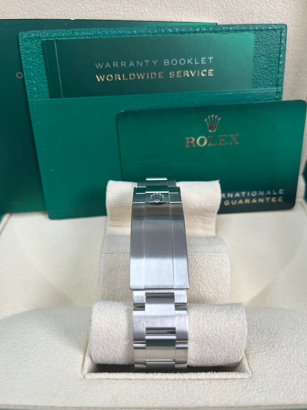 Submariner Date 126610LN