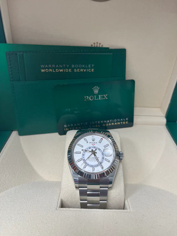 Sky-Dweller 326934 White Dial Oyster Bracelet