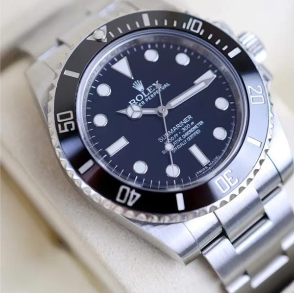 Rolex Submariner 16610 LN