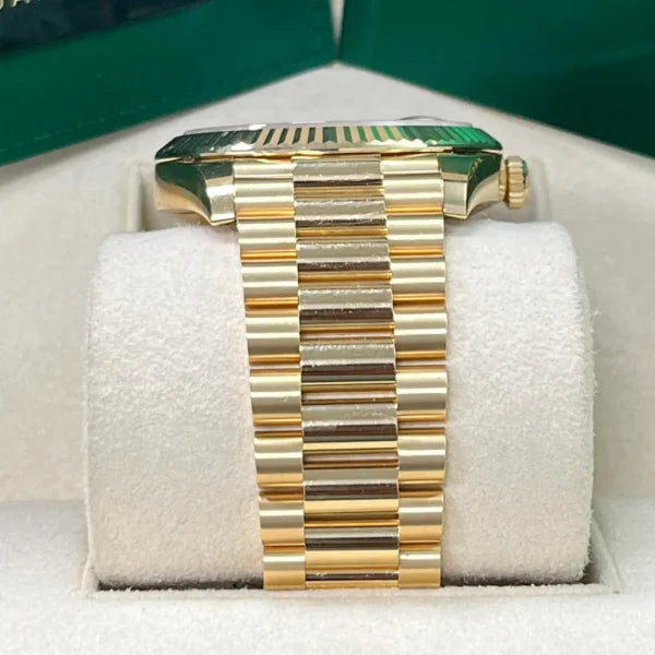 Day Date 40 228238 Silver Stick Dial on President Bracelet