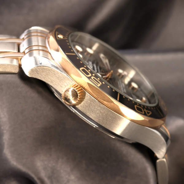 Omega Seamaster Diver 300M Master 210.20.42.20.01.001