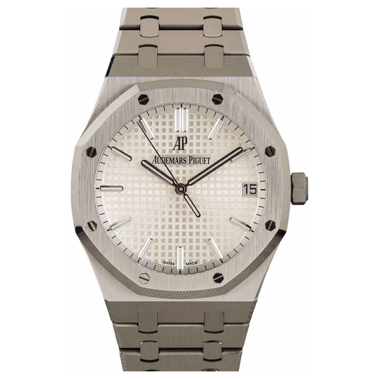 Audemars Piguet – 15500ST.OO.1220ST.04 Royal Oak 15500 Stainless Steel / Silver