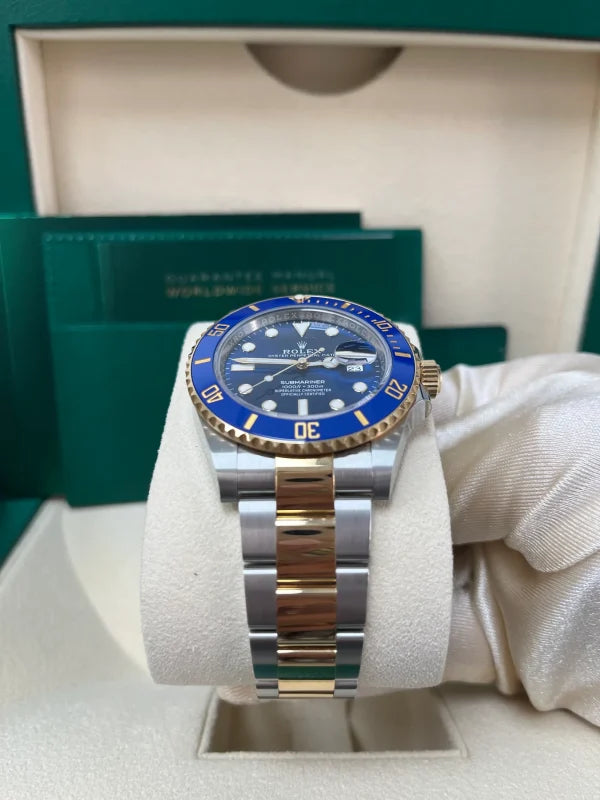 Submariner Date 126613LB