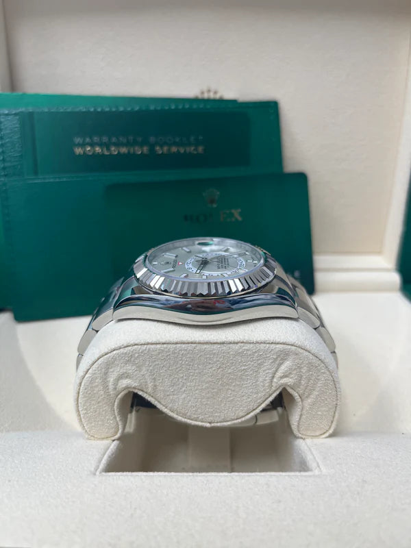 Sky-Dweller 326934 White Dial Oyster Bracelet