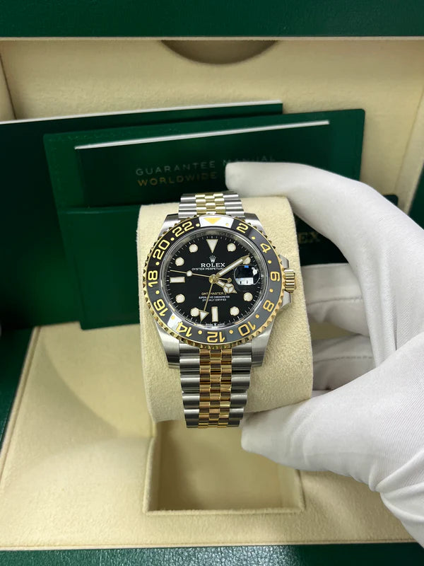 GMT-Master II 126713 GRNR Jubilee Strap