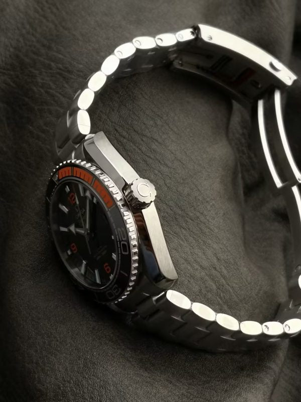 Omega Seamaster Planet Ocean 600M Co-Axial 43.5 Master Chronometer 215.30.44.21.01.002