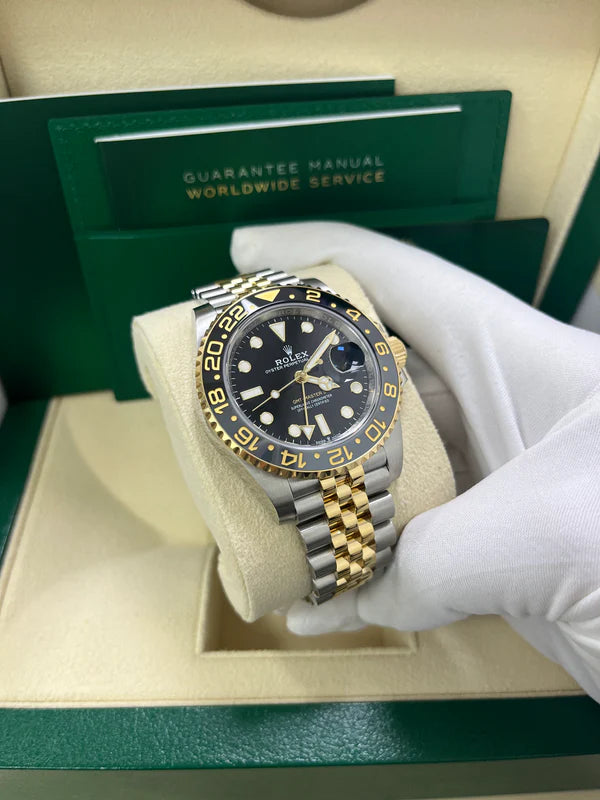 GMT-Master II 126713 GRNR Jubilee Strap