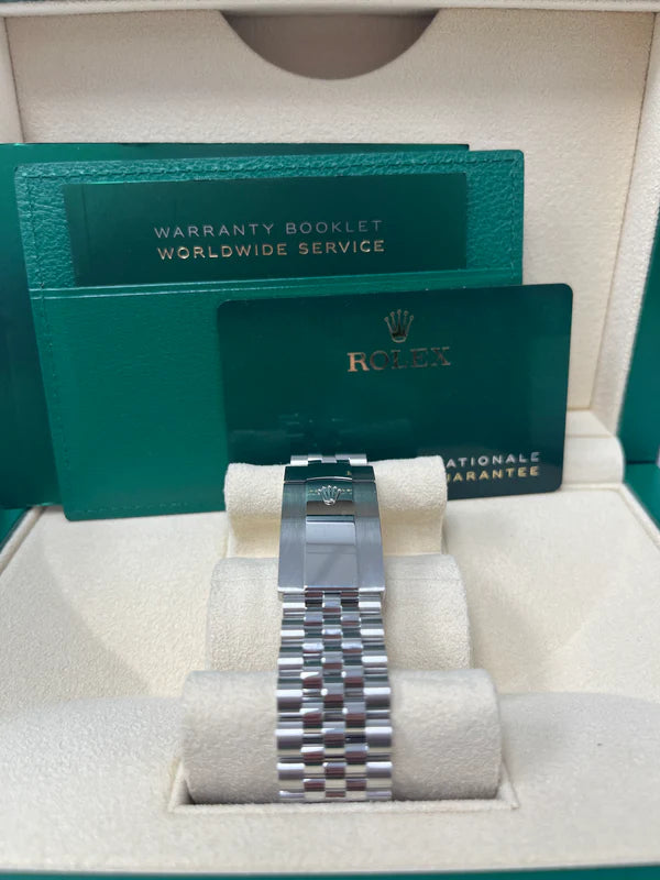 Sky-Dweller 326934 White Dial Oyster Bracelet