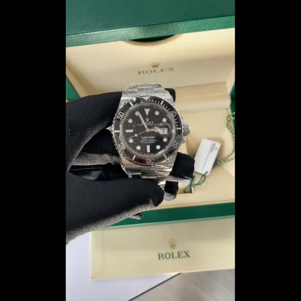 Submariner Date 126610LN