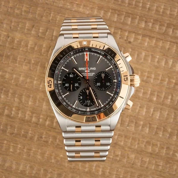 Breitling – UB0134101B1U1 Chronomat B01 42 Stainless Steel / Red Gold / Anthracite / Rouleaux