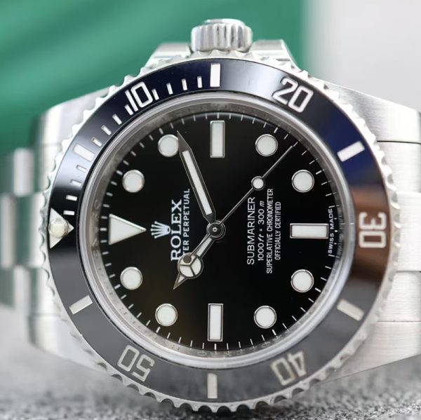Rolex Submariner 16610 LN