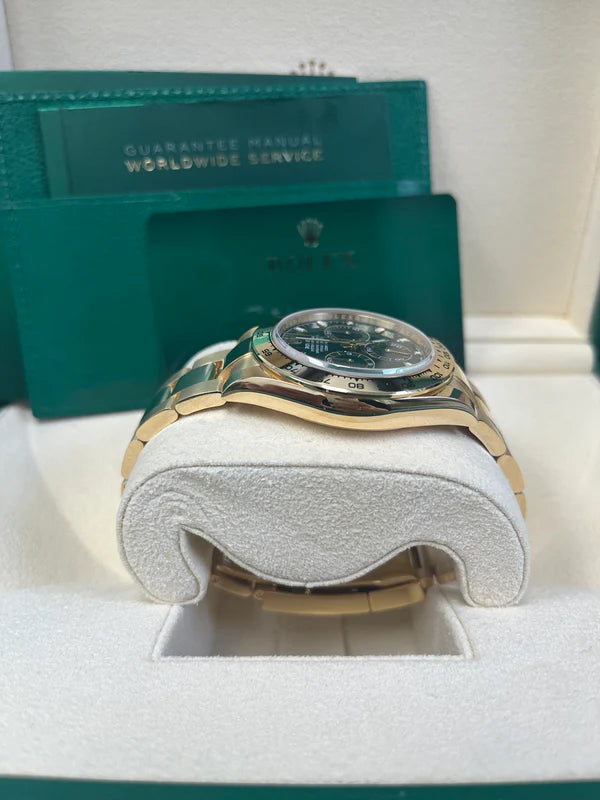 Daytona 116508 40mm Green Dial on YG Bracelet