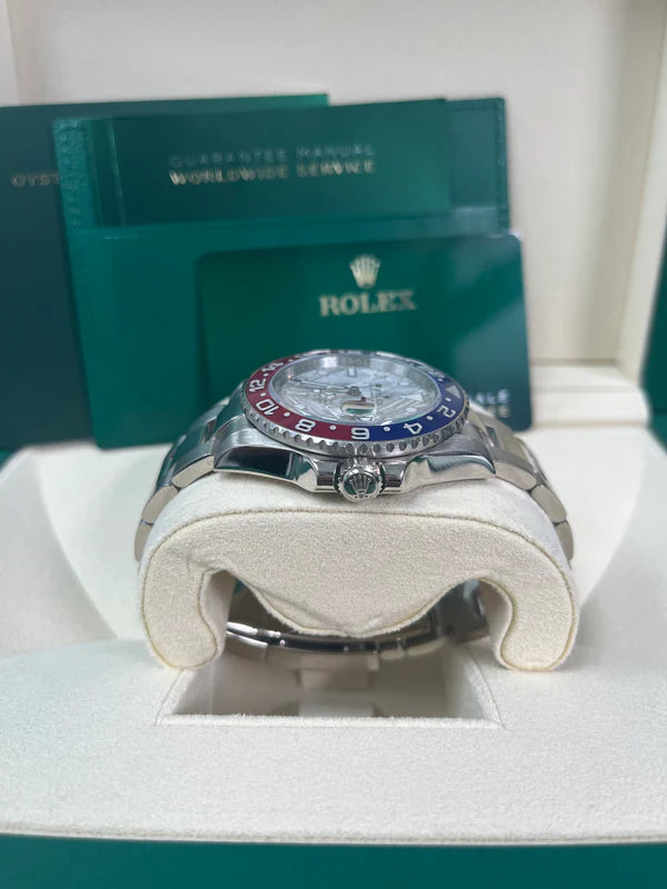 GMT-MASTER II 126719BLRO Meteorite Dial