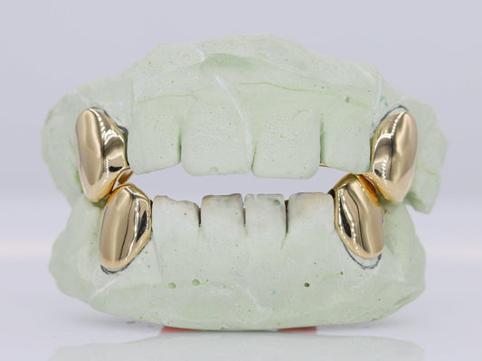 Gold Fangs Grillz