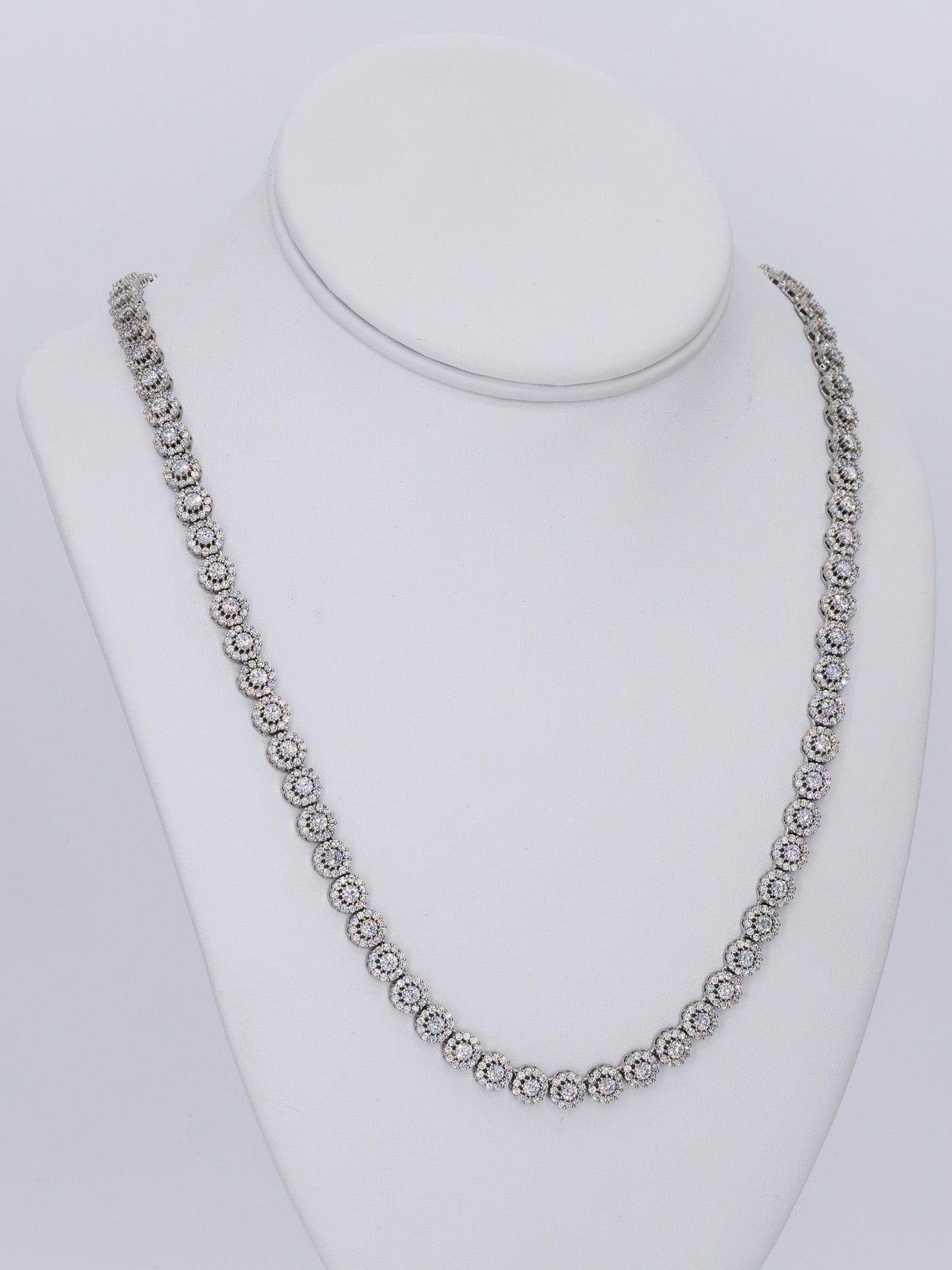 7MM Flower Set VVS Moissanite Daimond 22 Inch Chain