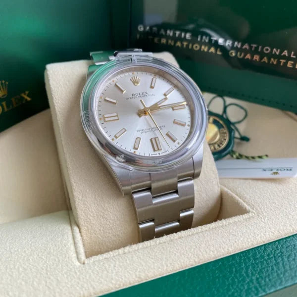Oyster Perpetual 124300 41mm 904L Steel Silver Dial