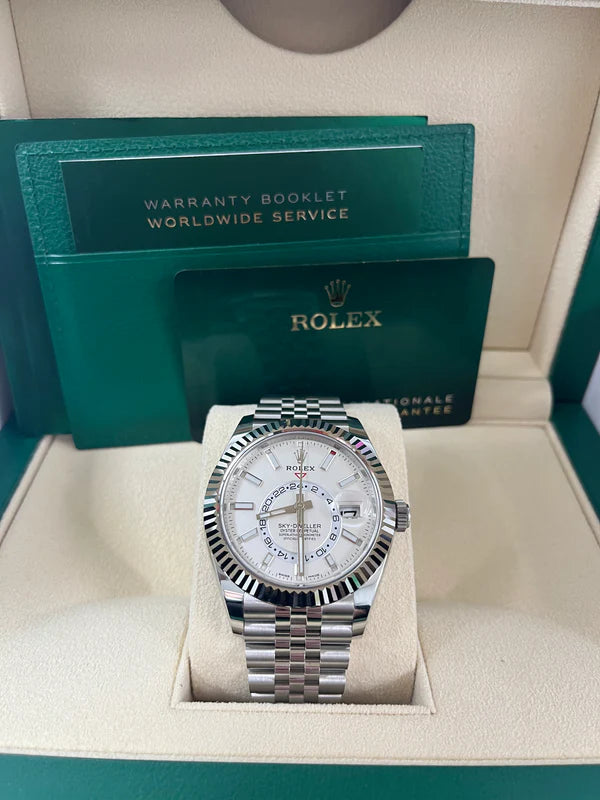 Sky-Dweller 326934 White Dial Oyster Bracelet