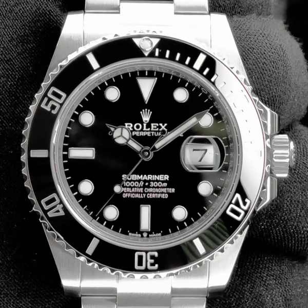 Rolex Submariner 126610LN