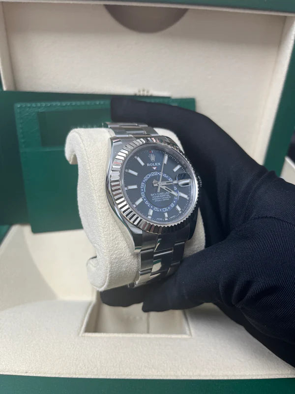 Sky-Dweller 326934 Blue Dial Oyster Bracelet