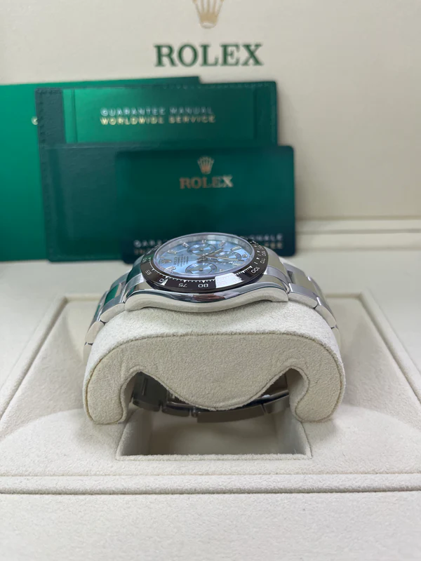 Daytona 116506 Ice Blue Crystal Dial