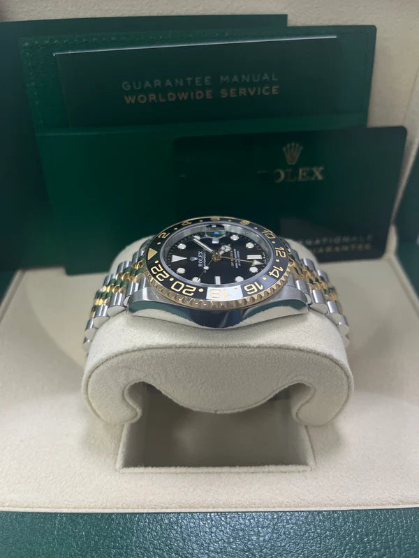 GMT-Master II 126713 GRNR Jubilee Strap