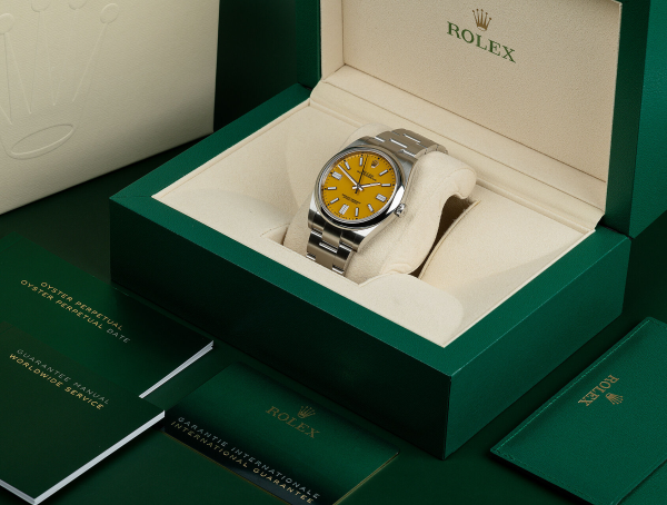 Oyster Perpetual 41mm 124300 904L Steel Yellow Dial