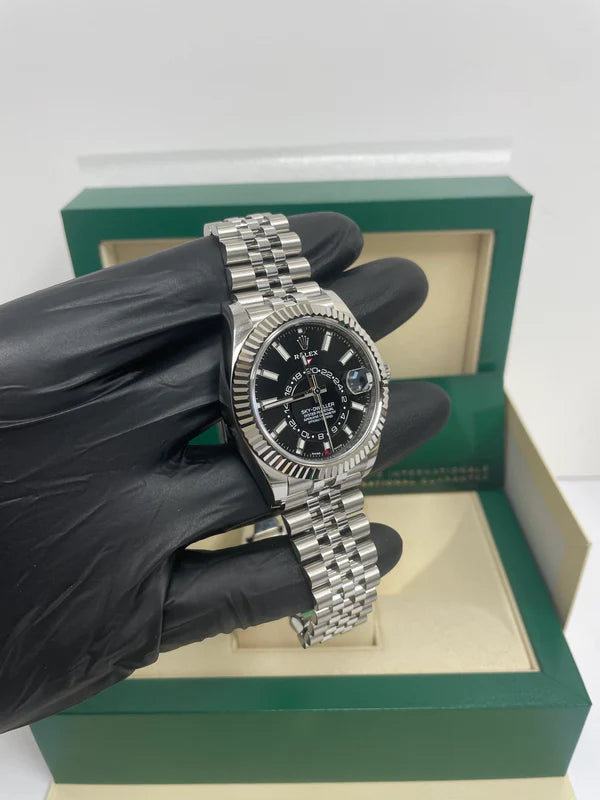 Sky-Dweller 326934 Black Dial Oyster Bracelet