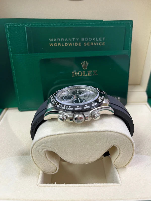 Daytona 126519 Silver Dial on Oysterflex Strap