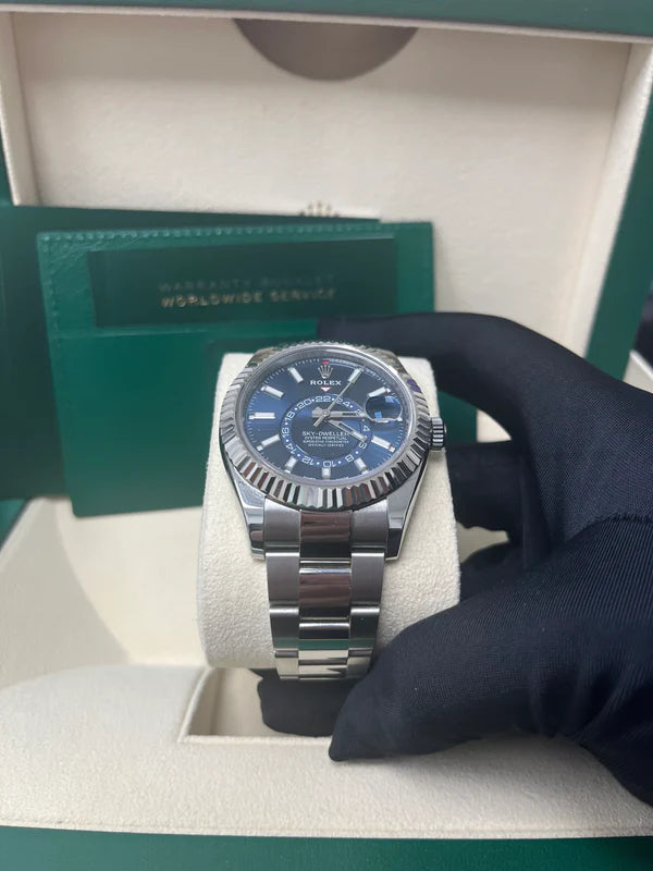 Sky-Dweller 326934 Blue Dial Oyster Bracelet