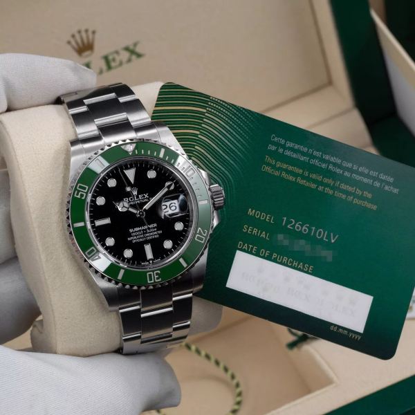 Submariner Date 126610LV“Starbucks”