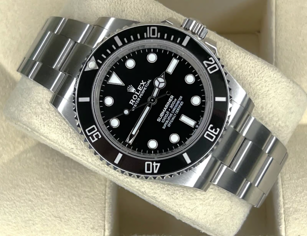 Rolex Submariner No Date 41 mm 124060 Black Dial