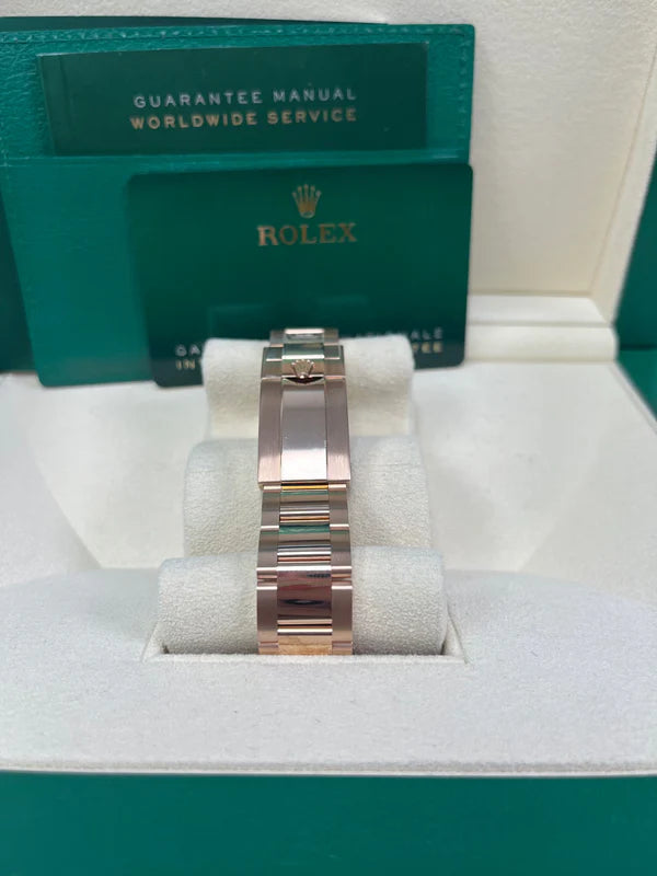 GMT-MASTER II 126715CHNR