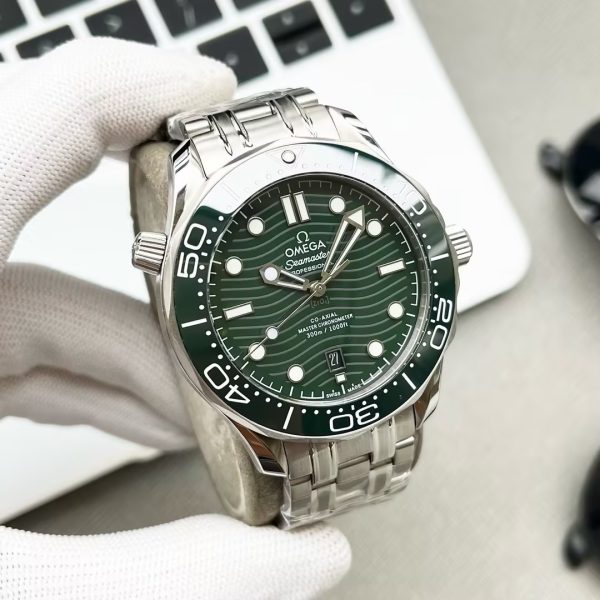 Omega Seamaster Diver 300M Co-Axial 42 Stainless Steel 210.30.42.20.10.001