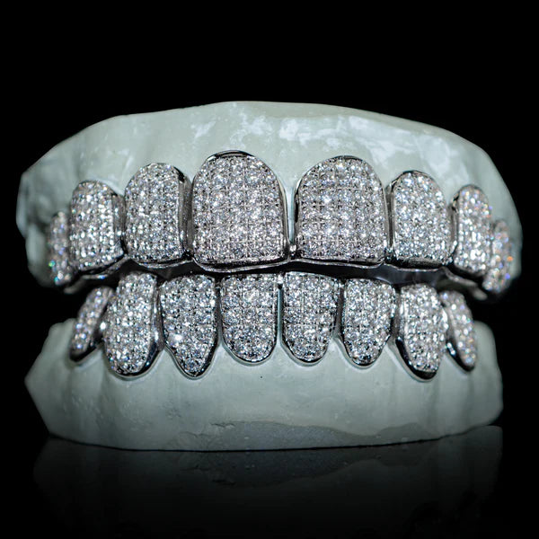 #7. Iced VVS Moissanite Grillz (Straight Setting)